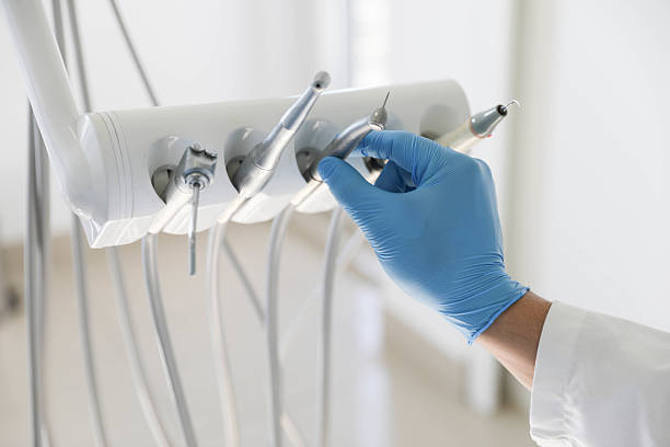 Professional Emergency Dentist technician working in Wayland, MI